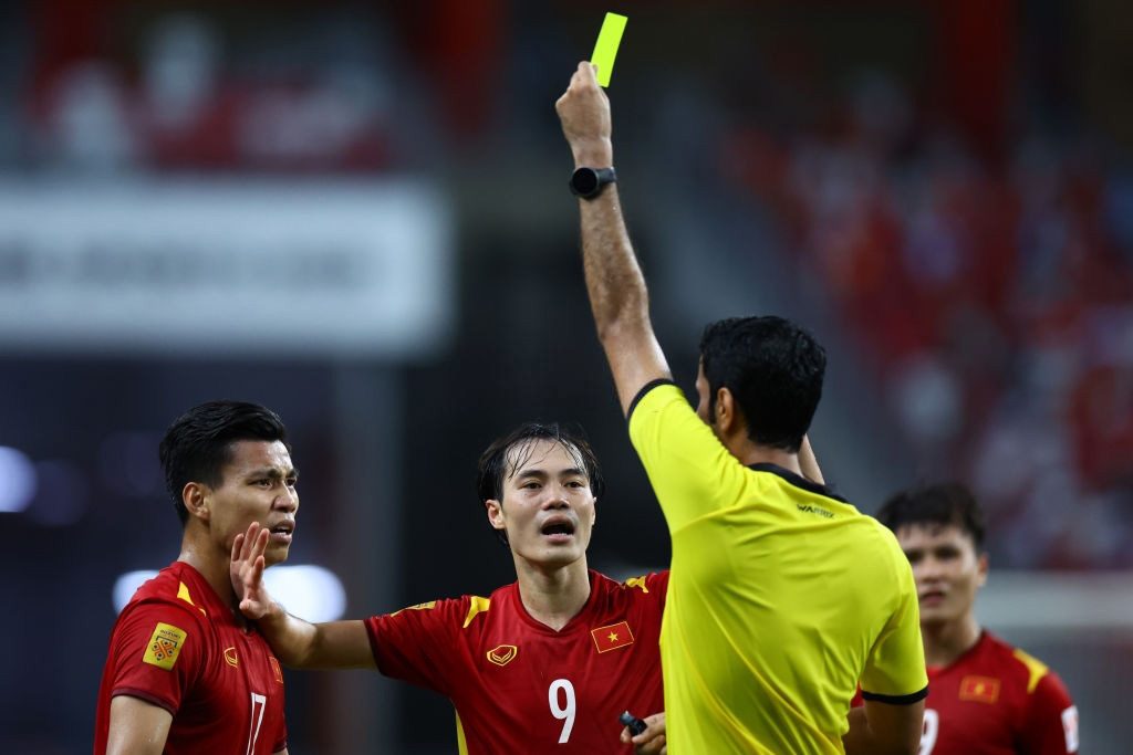 AFF Cup 2020: Việt Nam 0-2 Thái Lan, trọng tài gây tranh cãi dữ dội