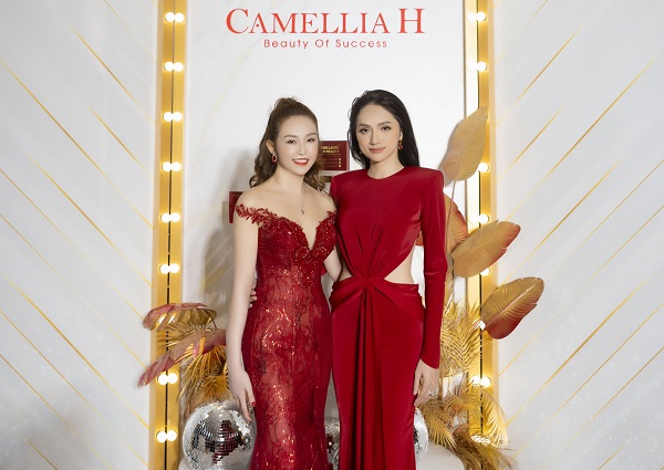 Gia đình doanh nhân Trần Thu Hương - Ca sỹ Tuấn Hưng ra mắt sản phẩm mới Collagen H Beauty