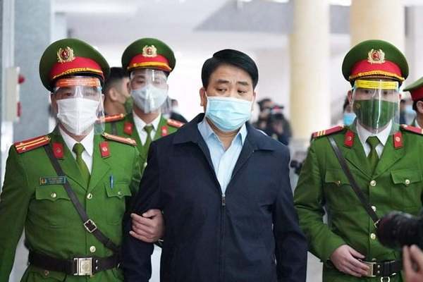 Cựu Chủ tịch Hà Nội Nguyễn Đức Chung hầu tòa trong vụ án thứ 3