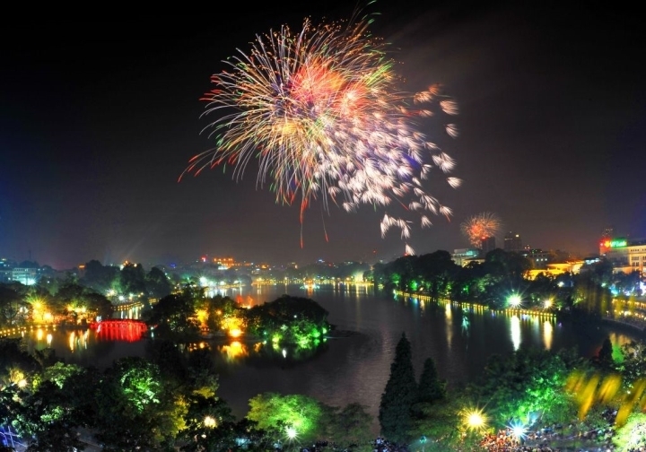 Hà Nội không tổ chức bắn pháo hoa, đếm ngược chào đón năm mới 2022