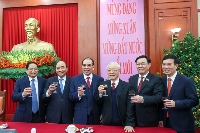 Tổng Bí thư Nguyễn Phú Trọng chúc Tết lãnh đạo, nguyên lãnh đạo Đảng, Nhà nước