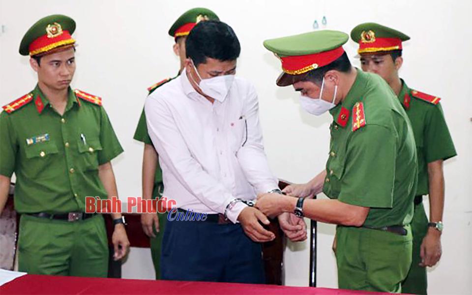 Nguyên Giám đốc CDC Bình Phước bị bắt do liên quan đến Việt Á