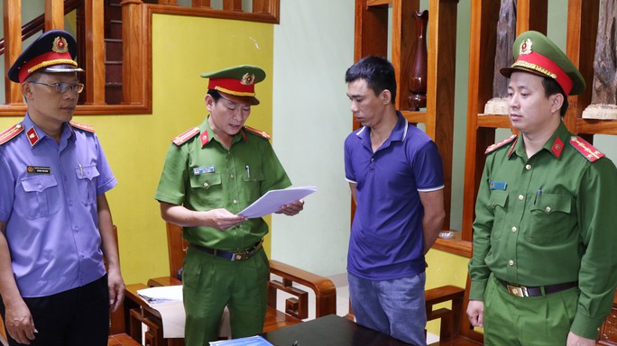 Quảng Bình: Khởi tố, bắt giam đối tượng mua bán trái phép hoá đơn