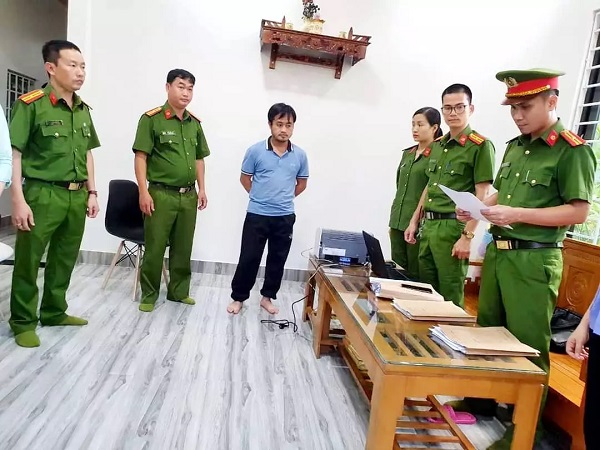 Khởi tố 2 nhân viên CDC Quảng Trị tham ô tài sản liên quan đến Việt Á