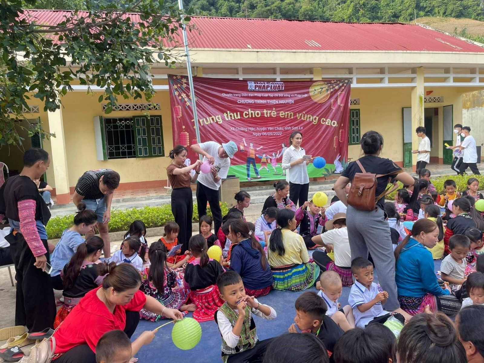 Hành trình thiện nguyện 'Trung thu cho trẻ em vùng cao' tại xã Chiềng Hặc, H.Yên Châu, tỉnh Sơn La