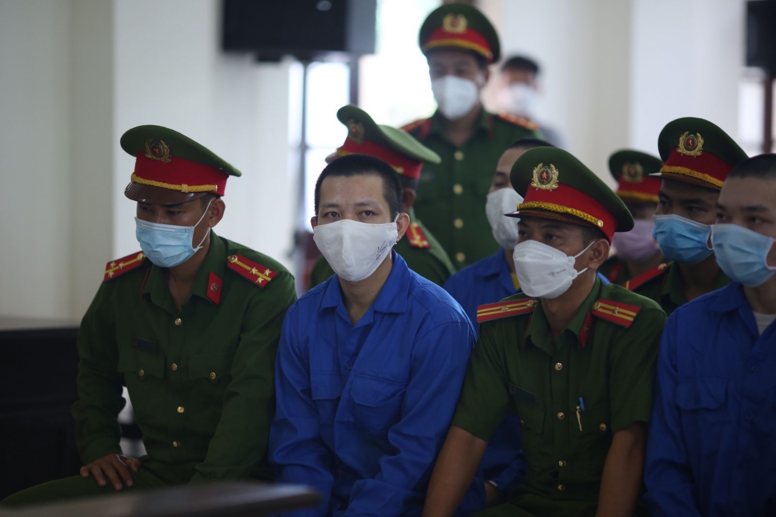 Lê Tùng Vân và những người liên quan vắng mặt tại phiên tòa xét xử
