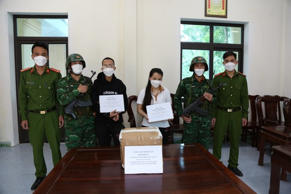 Hà Tĩnh: Bắt đôi nam nữ vận chuyển 60.000 viên ma túy