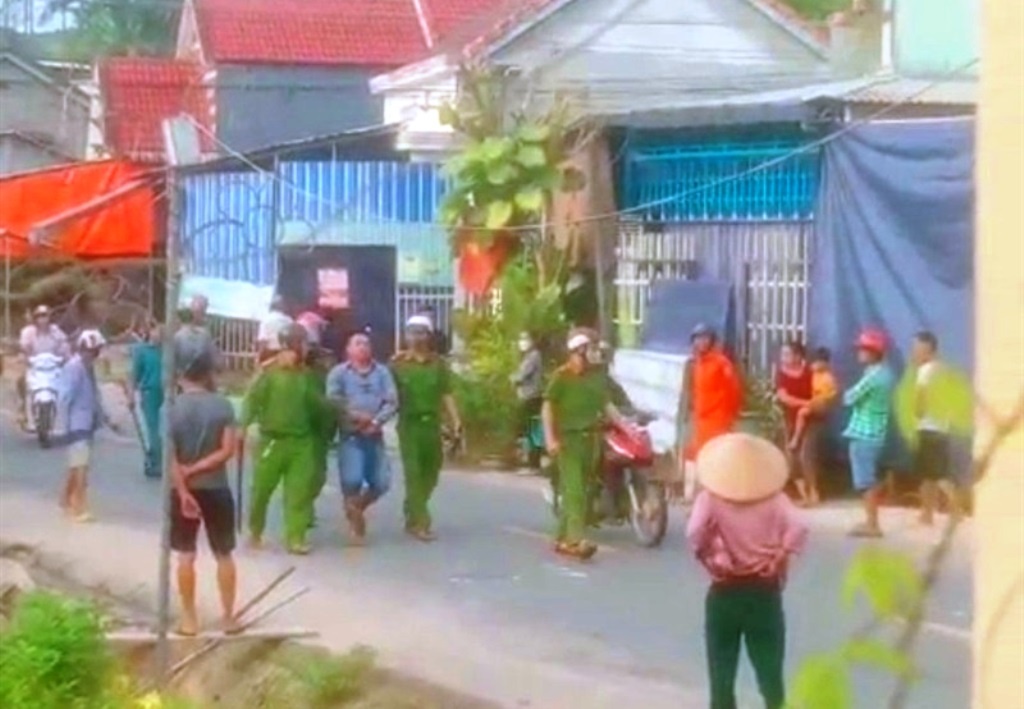 Tạm giữ đối tượng dùng rựa chém dã man người phụ nữ ở Quảng Nam