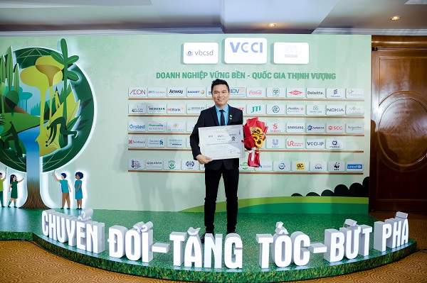 Herbalife Việt Nam được vinh danh tốp 100 Doanh nghiệp Bền vững Việt Nam năm 2022