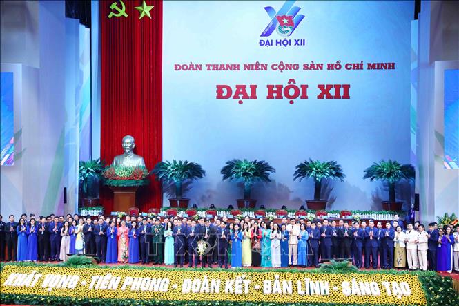 Thông qua Nghị quyết Đại hội Đoàn toàn quốc lần thứ XII