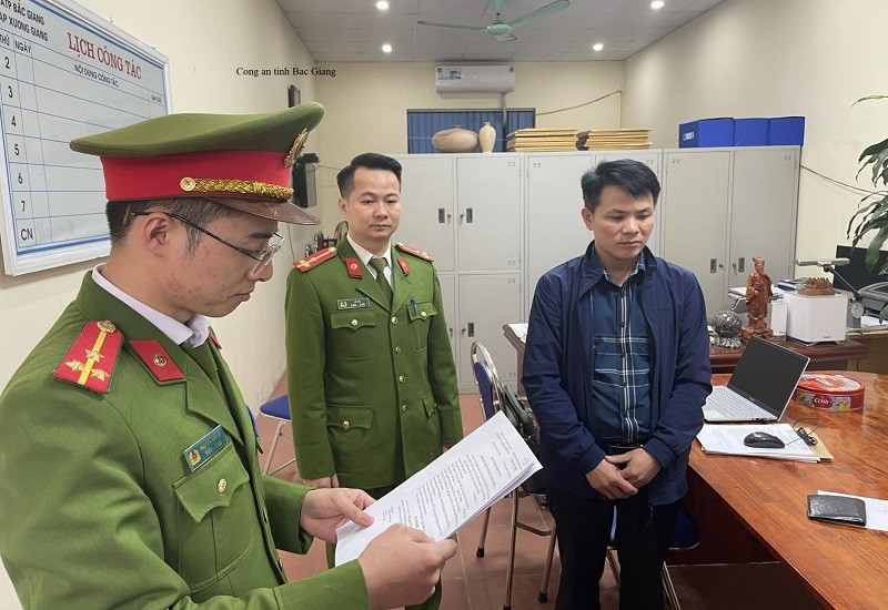 Bắc Giang: Khởi tố 5 bị can giả mạo trong công tác