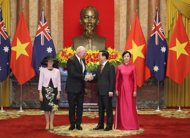 Chủ tịch nước Võ Văn Thưởng chủ trì lễ đón Toàn quyền Australia David Hurley