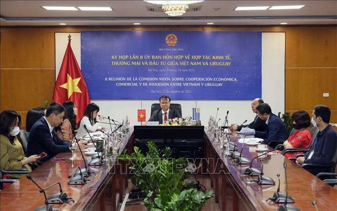 Thiết thực kỷ niệm 30 năm thiết lập quan hệ ngoại giao Việt Nam-Uruguay