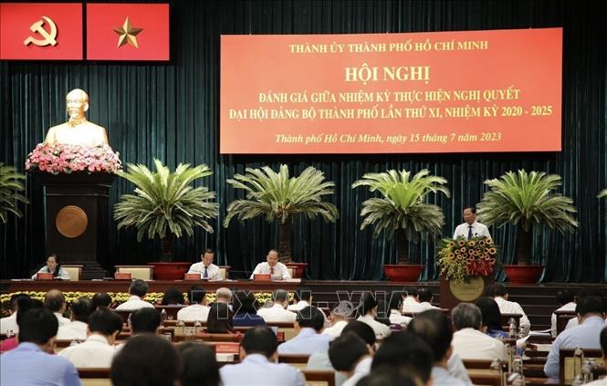 Hiện thực hóa các Nghị quyết, thúc đẩy TP Hồ Chí Minh phát triển nhanh, bền vững