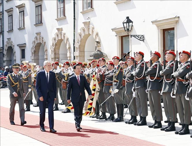 Lễ đón chính thức Chủ tịch nước Võ Văn Thưởng thăm CH Áo