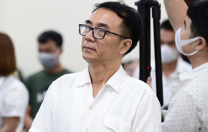 Cựu Phó Cục trưởng Trần Hùng lĩnh án 9 năm tù về tội nhận hối lộ