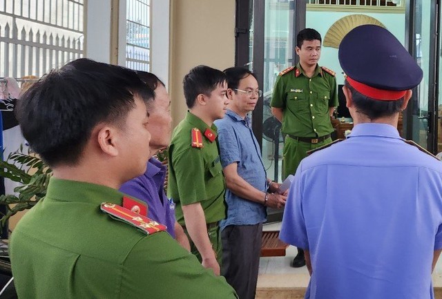 Khởi tố thêm 3 cán bộ Cục Đăng ký đất đai tại Lâm Đồng