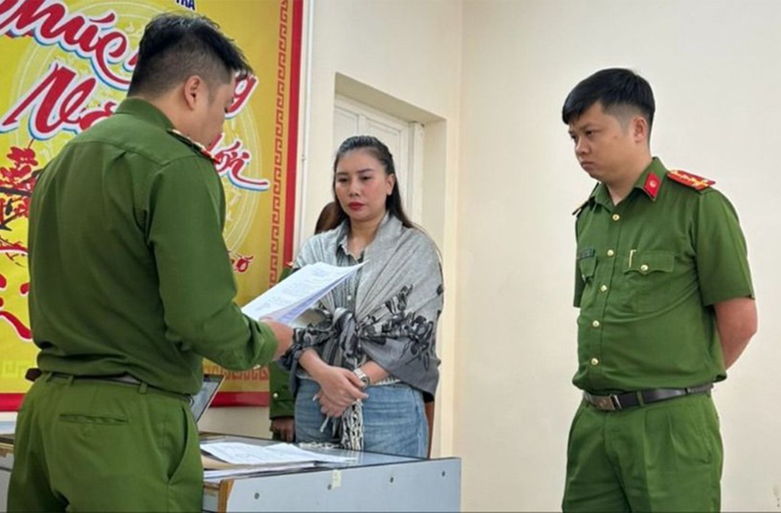 Bắt giữ Hoa hậu doanh nhân Việt Nam để điều tra về tội lừa đảo