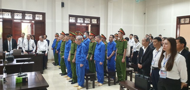 Cựu Chủ tịch Công ty AIC Nguyễn Thị Thanh Nhàn bị đề nghị mức án tới 11 năm tù