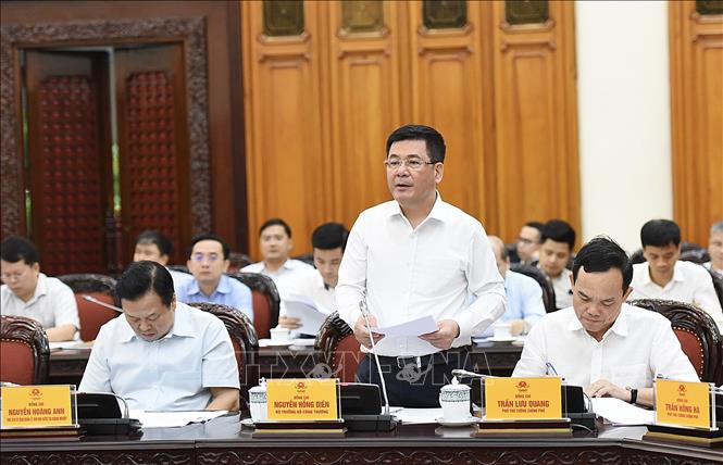 Thủ tướng Phạm Minh Chính: Không để thiếu điện cho sản xuất, kinh doanh, tiêu dùng