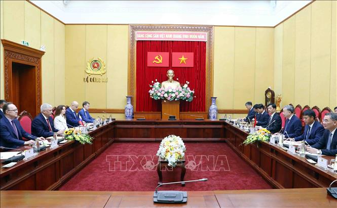 Thúc đẩy quan hệ hợp tác giữa Bộ Công an Việt Nam và Bộ Nội vụ Liên bang Nga