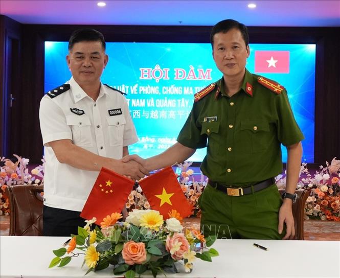 Hợp tác thực thi pháp luật phòng, chống ma túy khu vực biên giới Việt Nam - Trung Quốc