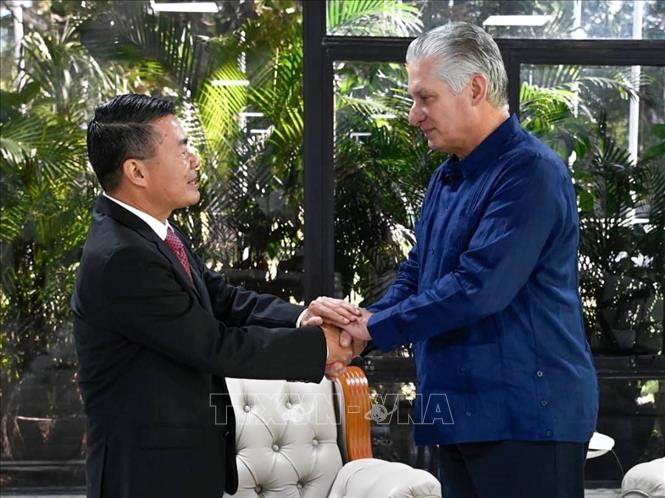 Thắt chặt hơn nữa mối quan hệ tin cậy, hữu nghị đặc biệt Việt Nam - Cuba