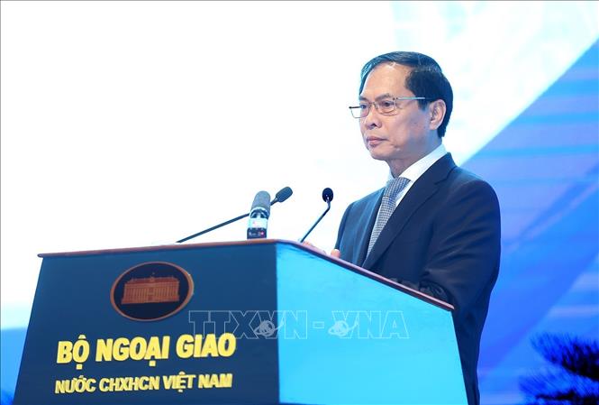 Thủ tướng Phạm Minh Chính nêu 6 nhiệm vụ trong công tác ngoại giao kinh tế thời gian tới