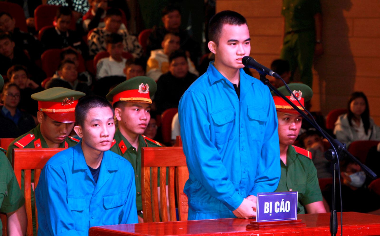 Tuyên án tử hình tên cướp ngân hàng, đâm bảo vệ tử vong ở Đà Nẵng