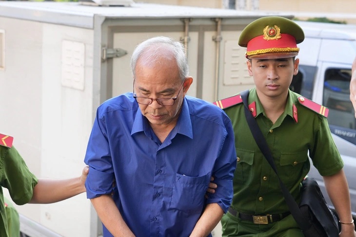 Cựu giám đốc Sở Y tế tỉnh Tây Ninh lĩnh án 4 năm tù