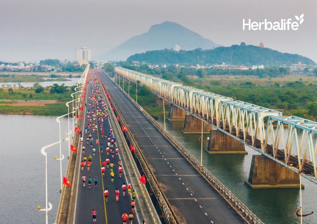 Hành trình 4 năm đồng hành cùng giải chạy Tiền Phong Marathon của Herbalife Việt Nam để khuyến khích lối sống năng động, lành mạnh trong cộng đồng