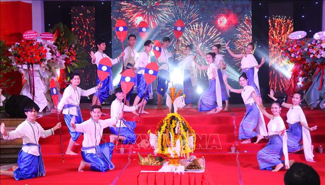 Lãnh đạo Việt Nam gửi thư chúc mừng năm mới Lào và Campuchia