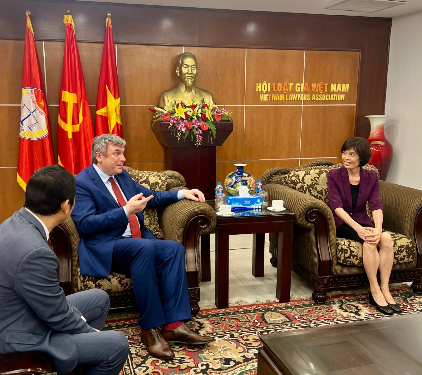 Hội Luật gia Việt Nam làm việc với Ủy ban đối ngoại Tp.Saint Petersburg, Liên bang Nga