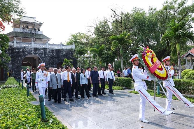 70 năm Chiến thắng Điện Biên Phủ: Lãnh đạo, nguyên lãnh đạo Đảng, Nhà nước tri ân các anh hùng liệt sĩ