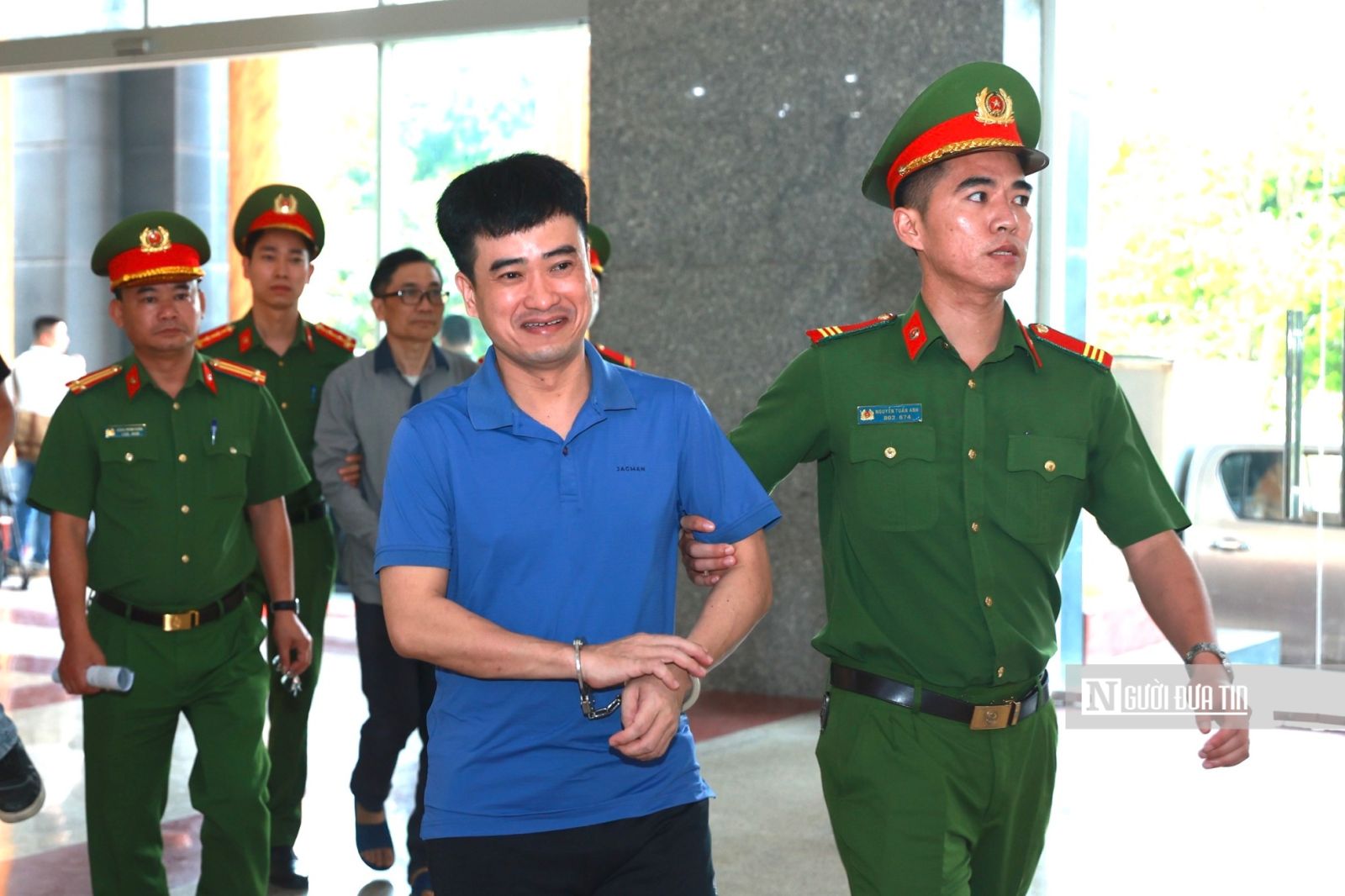 Tiếp tục truy tố vụ AIC, vì sao Phan Quốc Việt thoát tội?