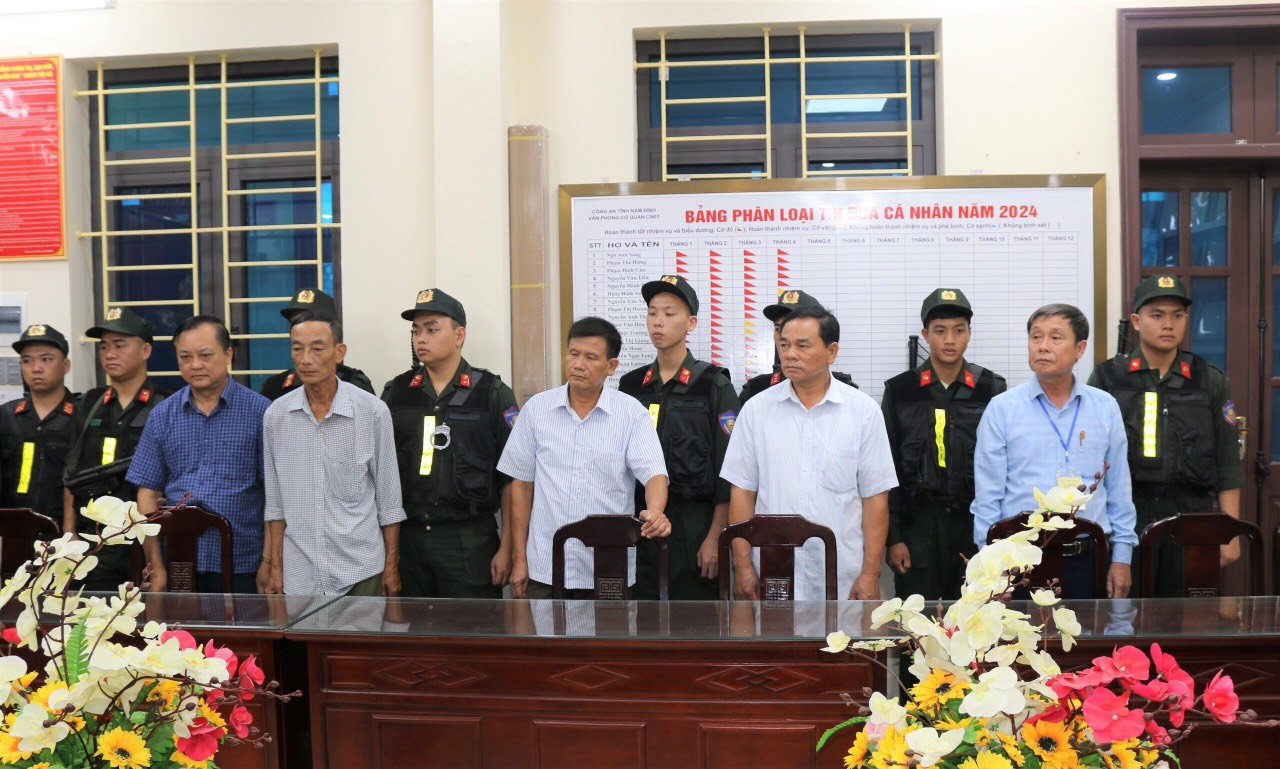 Nam Định: Khởi tố 5 cán bộ xã Nghĩa Hải liên quan đến sai phạm đất đai