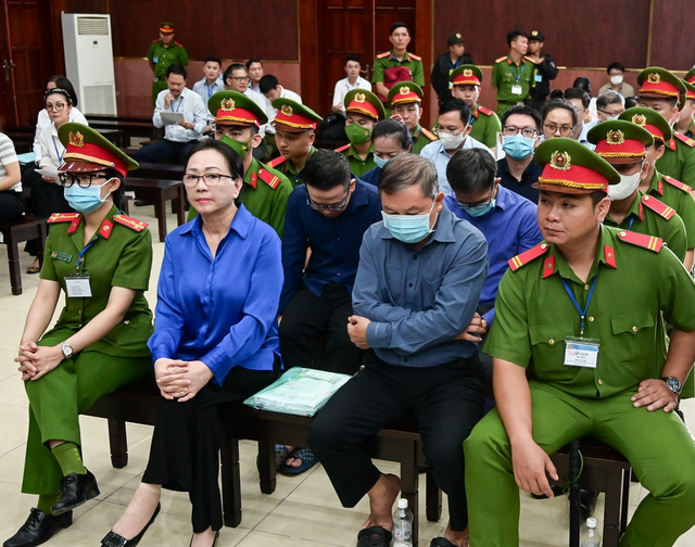 Vì sao Trương Mỹ Lan cho tiền nhiều lãnh đạo, nhân viên SCB?