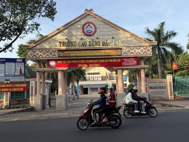 Nam sinh tử vong trong giờ thực hành nối điện