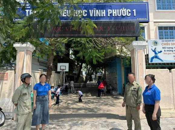 Giáo viên tiểu học ở Nha Trang bị hai người xông vào lớp làm nhục