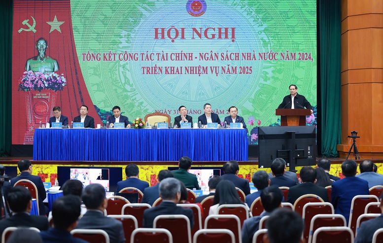 Thủ tướng dự hội nghị tổng kết công tác tài chính-ngân sách năm 2024 và triển khai nhiệm vụ năm 2025