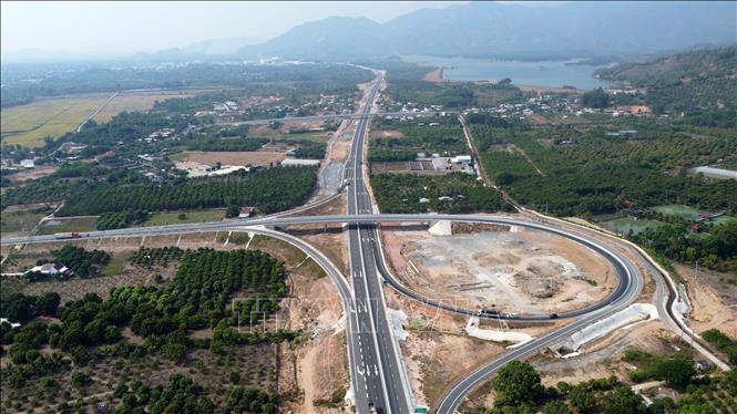 Toàn Đảng, toàn dân đoàn kết bước vào kỷ nguyên mới