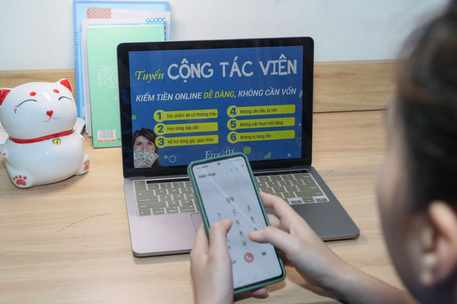 Người phụ nữ bị lừa gần 5 tỷ đồng khi làm cộng tác viên online