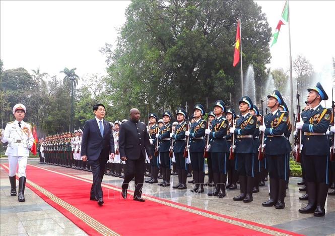 Chủ tịch nước Lương Cường chủ trì lễ đón chính thức Tổng thống Burundi