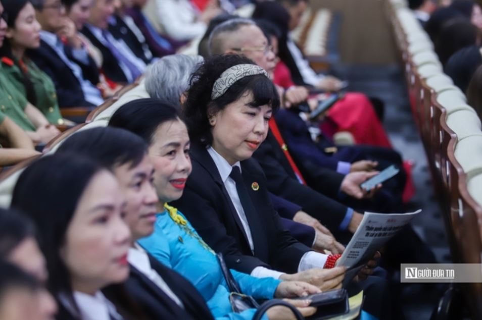 Hội Luật gia Việt Nam đón nhận Huân chương Lao động hạng Nhất