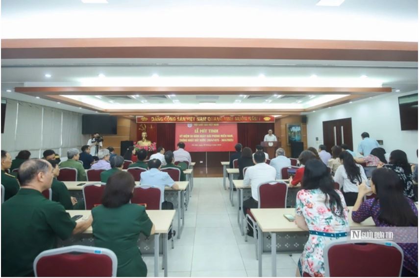 Tự hào đại thắng, vững bước tương lai
