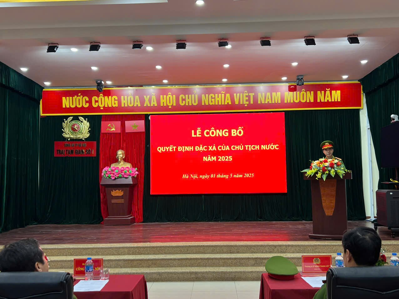 Công an Hà Nội công bố quyết định đặc xá năm cho 139 phạm nhân