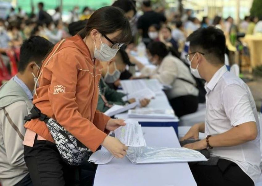 Người lao động nhận trợ cấp thất nghiệp có phải đóng thuế thu nhập cá nhân?