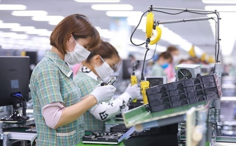 Người lao động có quyền từ chối làm thêm giờ vào ngày lễ không?