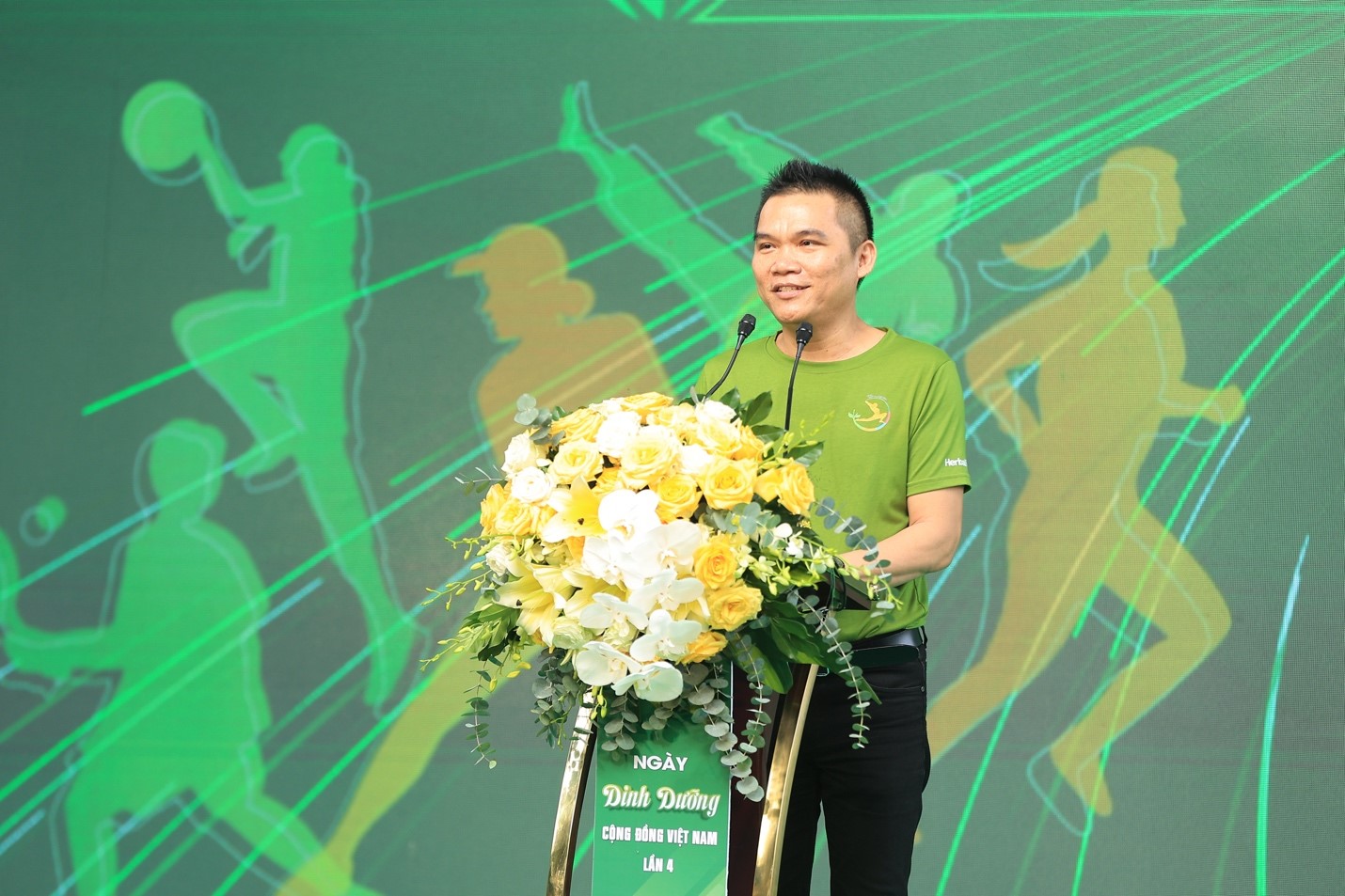 Herbalife đồng hành tổ chức Ngày Dinh dưỡng cộng đồng Việt Nam lần 4 khuyến khích lối sống năng động lành mạnh