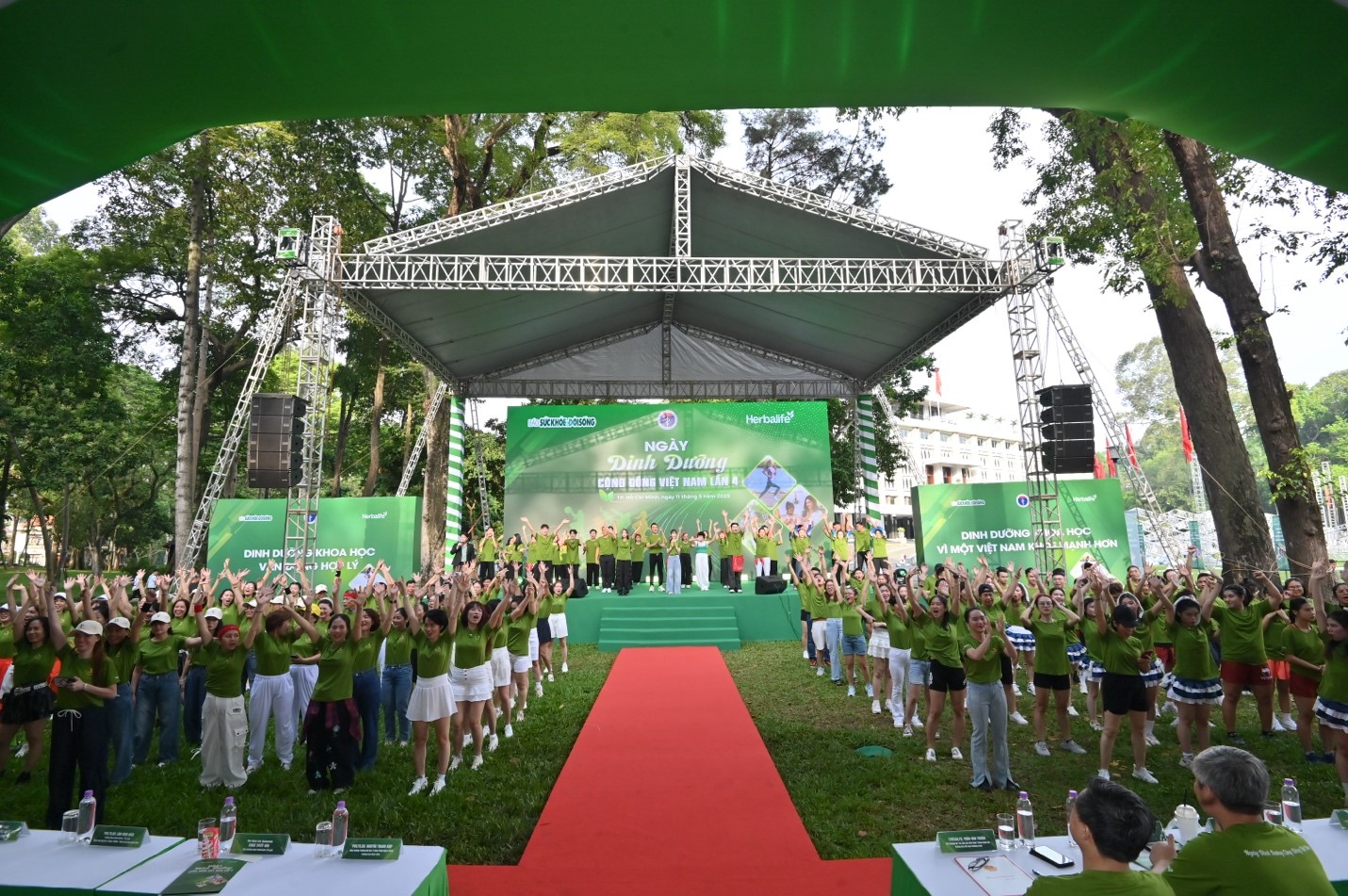 Herbalife đồng hành tổ chức Ngày Dinh dưỡng cộng đồng Việt Nam lần 4 khuyến khích lối sống năng động lành mạnh